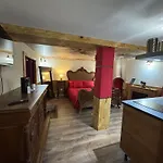 L'alcove Secrete Medievale Avec Apartment Cusset
