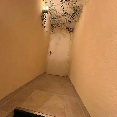 L'alcove Secrete Loveroom Avec Apartment